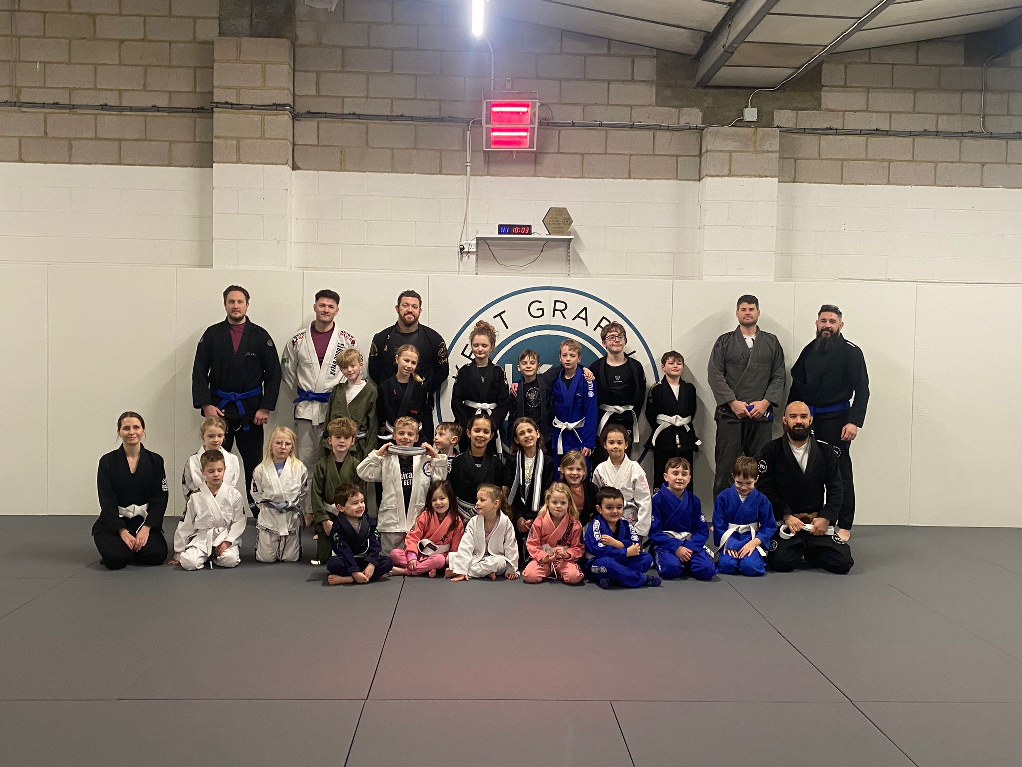 Kids BJJ class group photo at Kent Grapple